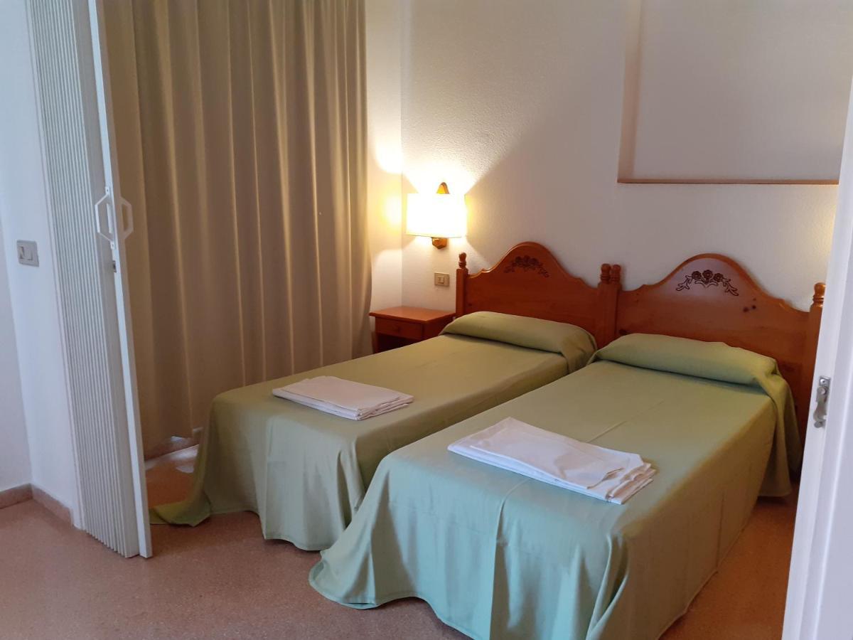 Apartaments Mar Blau Calella Zewnętrze zdjęcie